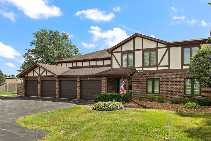 9722 W Creek Road B2  Palos Park IL 60464 photo
