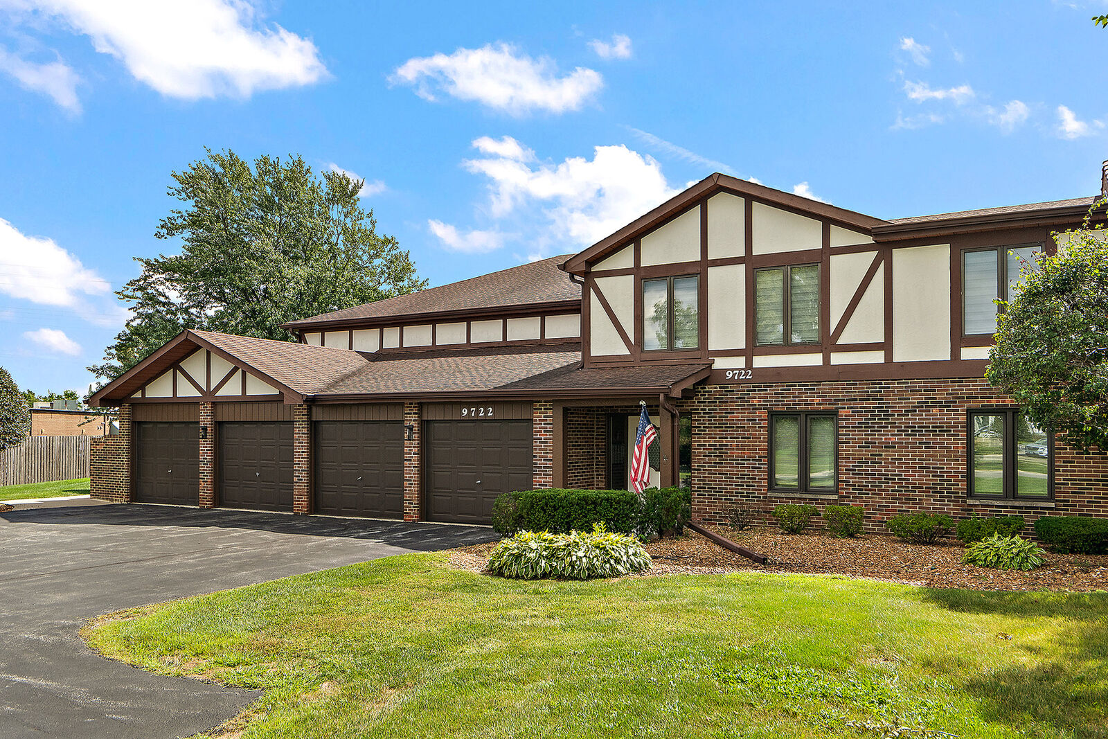 Property Photo: 9722 W Creek Road B2 IL 60464