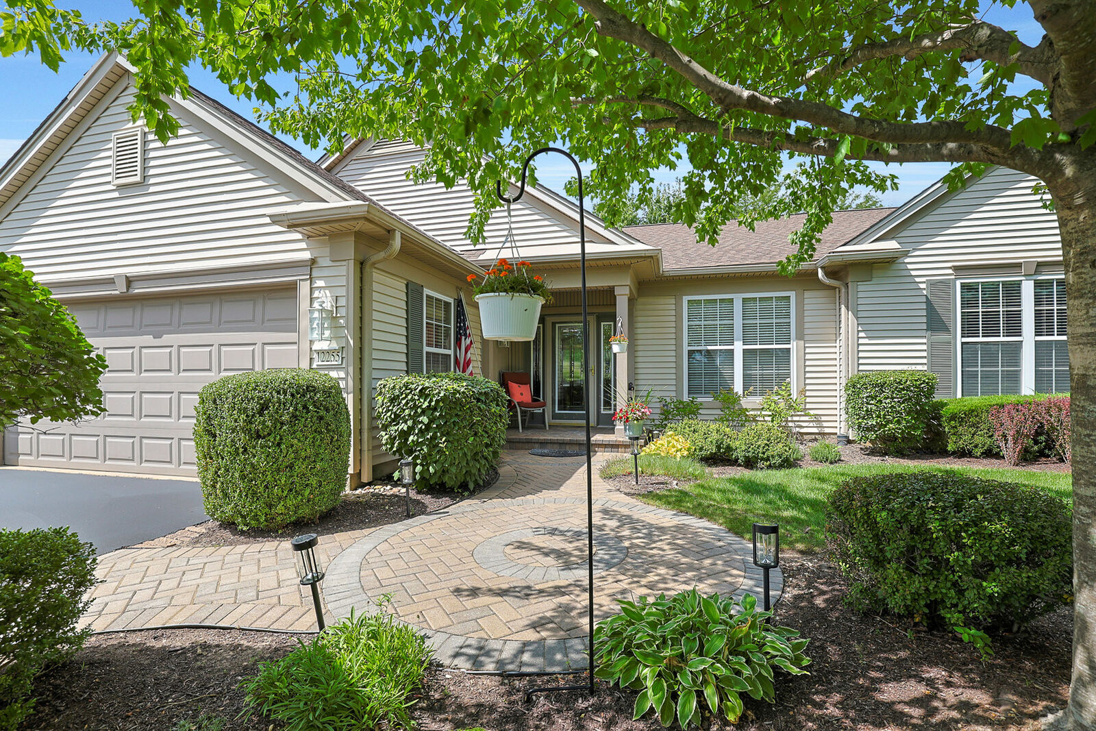 Property Photo: 12255 Arlington Drive IL 60142