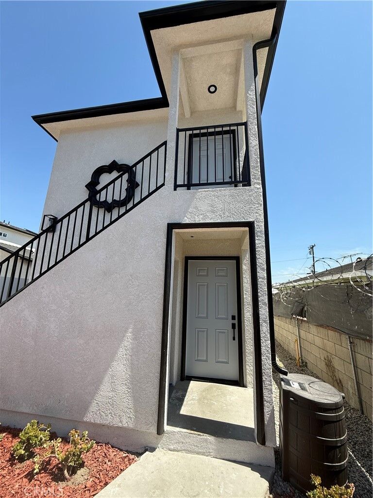 Property Photo:  8618 Graham  CA 90002 