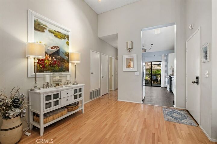 Property Photo:  2510 W Macarthur Boulevard L  CA 92704 