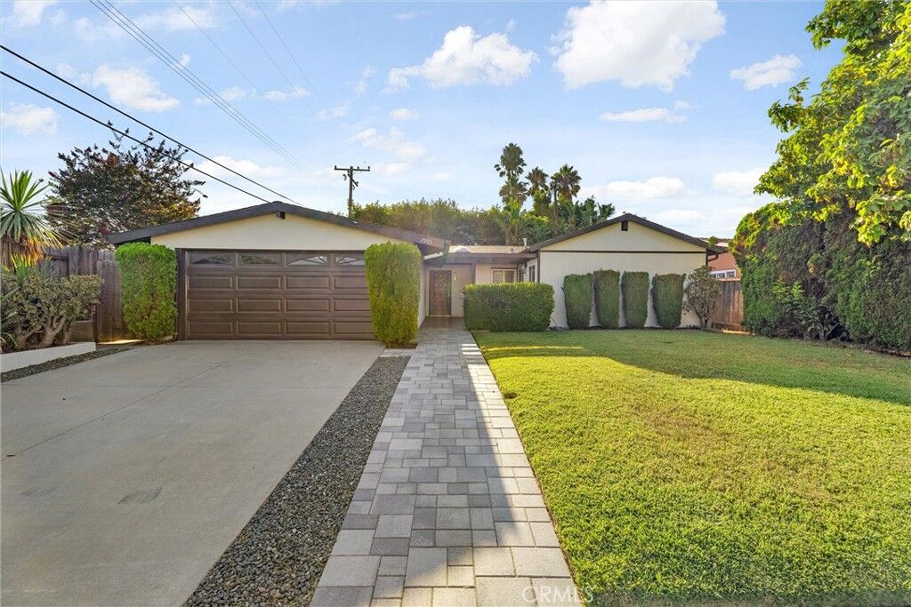 Property Photo: 2901 Royal Palm Drive CA 92626