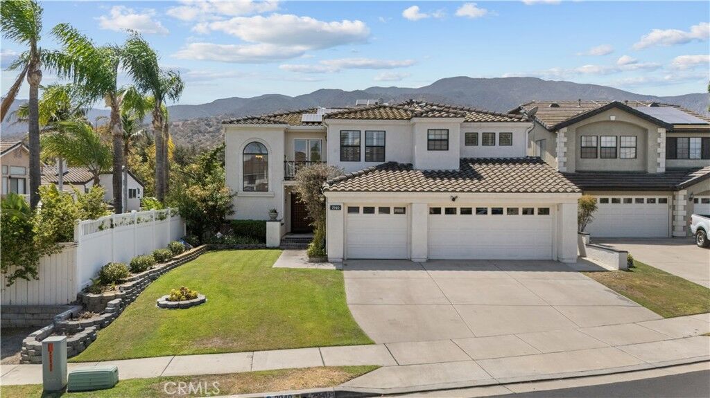 Property Photo: 2940 Hidden Hills Circle CA 92882