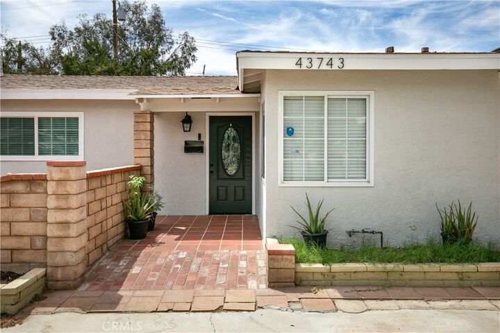 Property Photo:  43743 Fern Avenue  CA 93534 