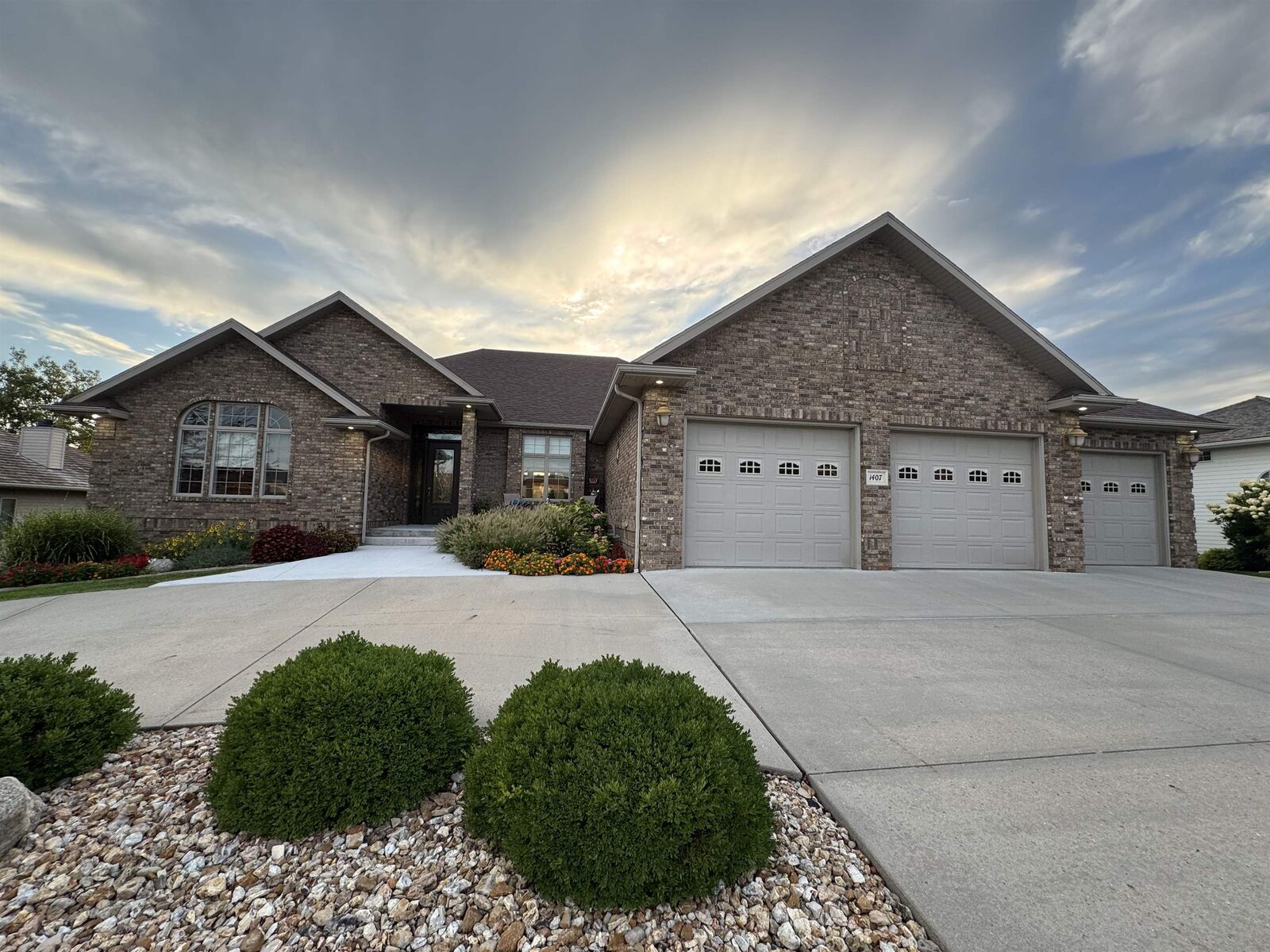 Property Photo:  1407 N 30th St  NE 68701 