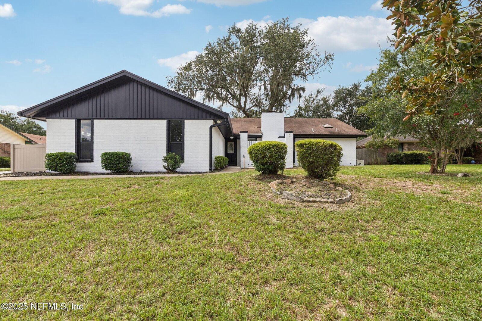 Property Photo: 2557 Glenloch Court FL 32065
