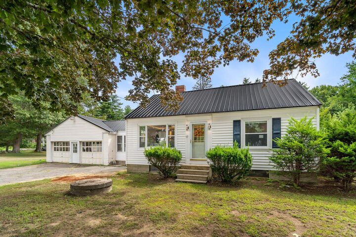 15 Kingston Road  Plaistow NH 03865 photo
