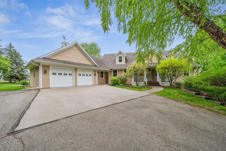 Property Photo: N4387 1115th Street WI 54021