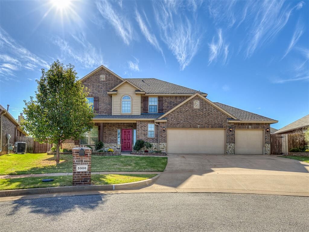 Property Photo: 5900 NW 160th Street OK 73013