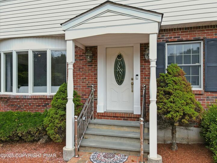 Property Photo:  107 Gregory Court  PA 18360 