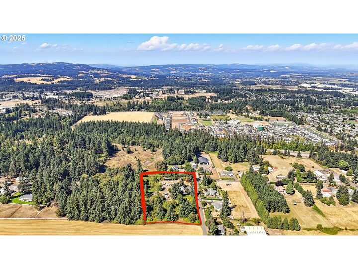 Property Photo: 8140 SW Frobase Rd OR 97062