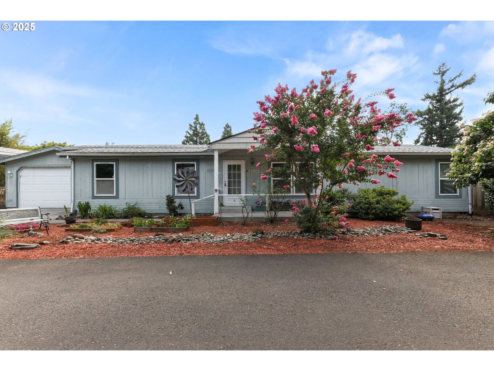Property Photo:  14202 SE Raelyn Ter  OR 97267 