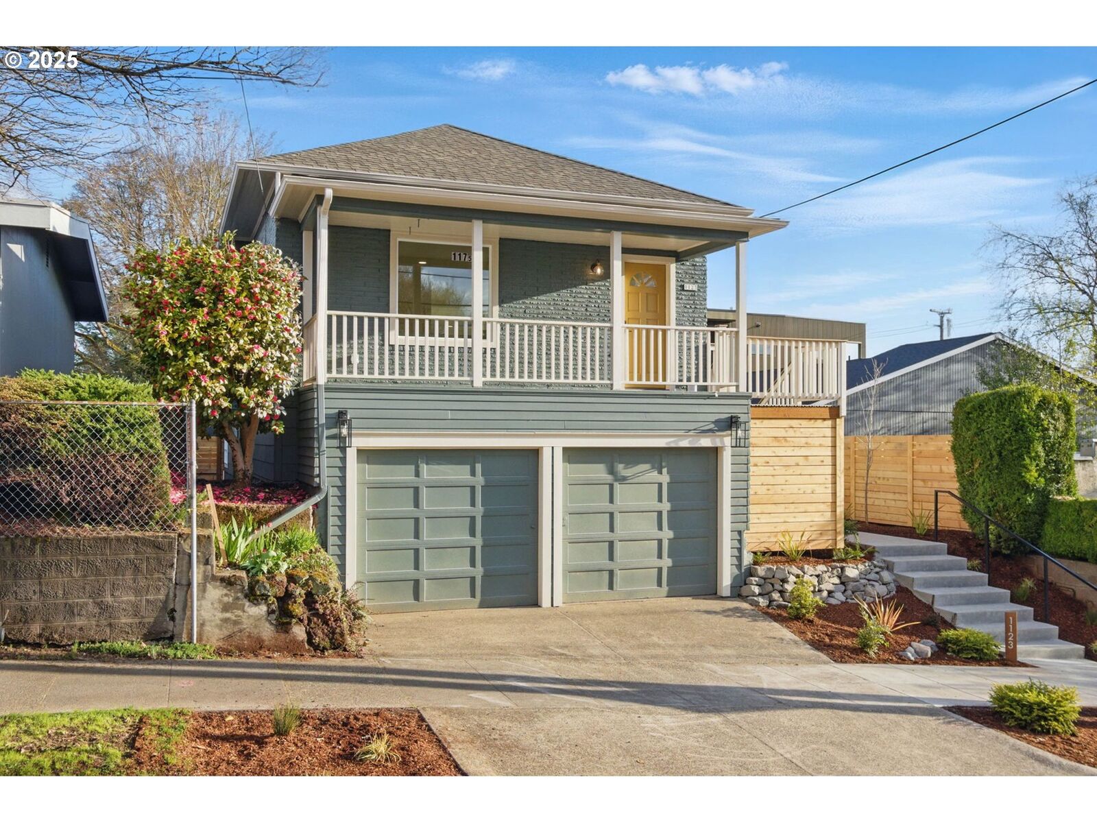 Property Photo: 1123 SE Rhone St OR 97202