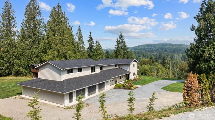 Property Photo: 4426 195th Avenue SE WA 98290