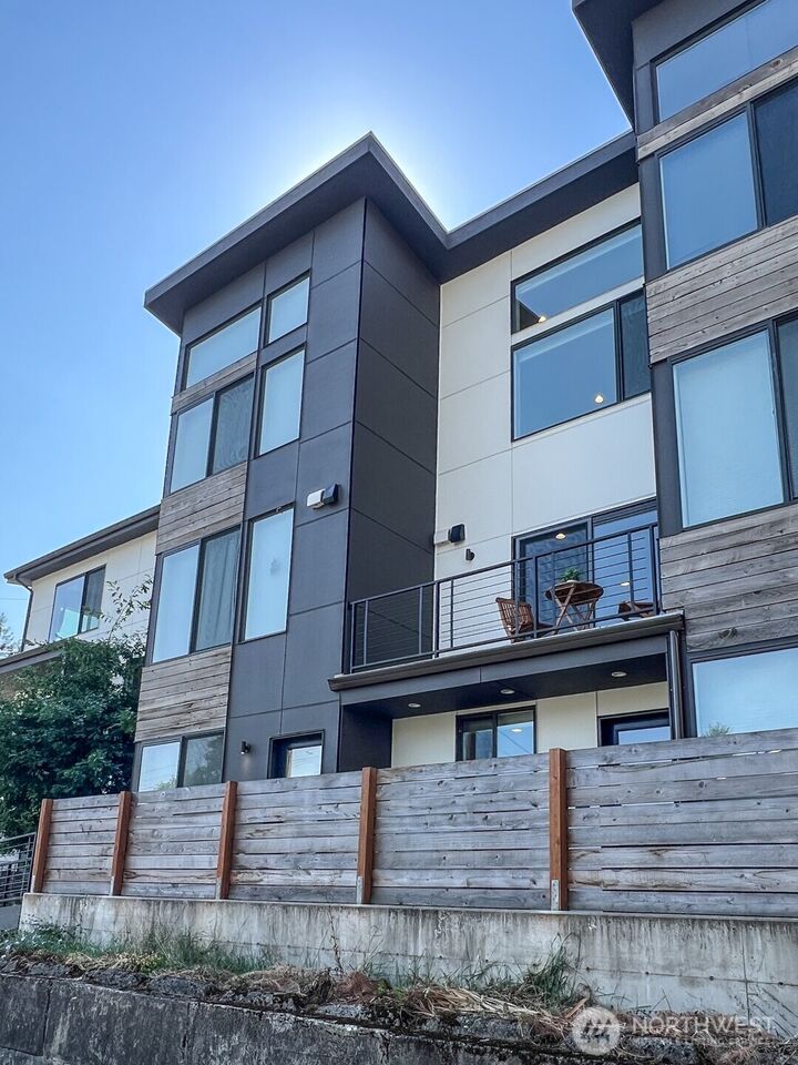 Property Photo:  5031  35th Avenue S D  WA 98118 