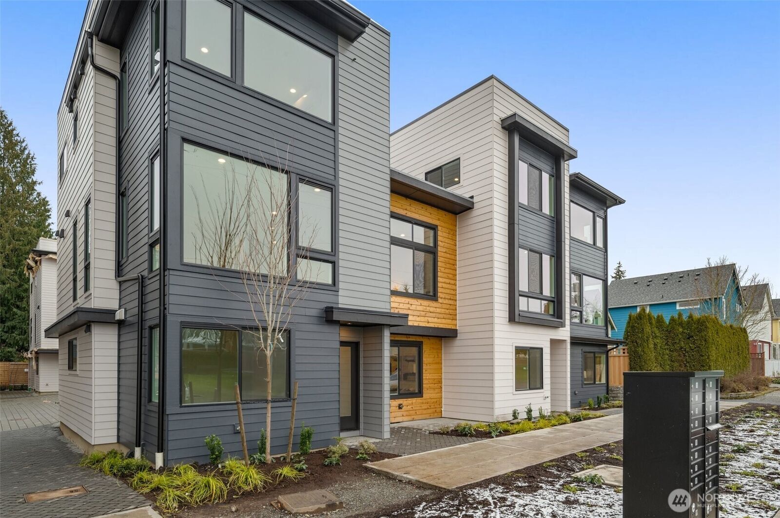 Property Photo:  9217 A  14th Avenue NW  WA 98117 