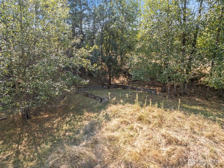 Property Photo:  1111  124th Avenue NE  WA 98072 