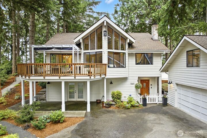 Property Photo:  1341 E Old Ranch Road  WA 98524 