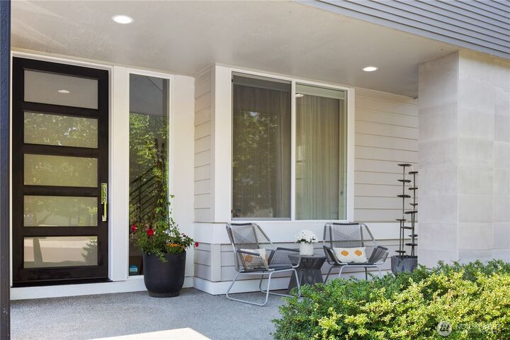 Property Photo:  14512  Overlook Drive E  WA 98391 