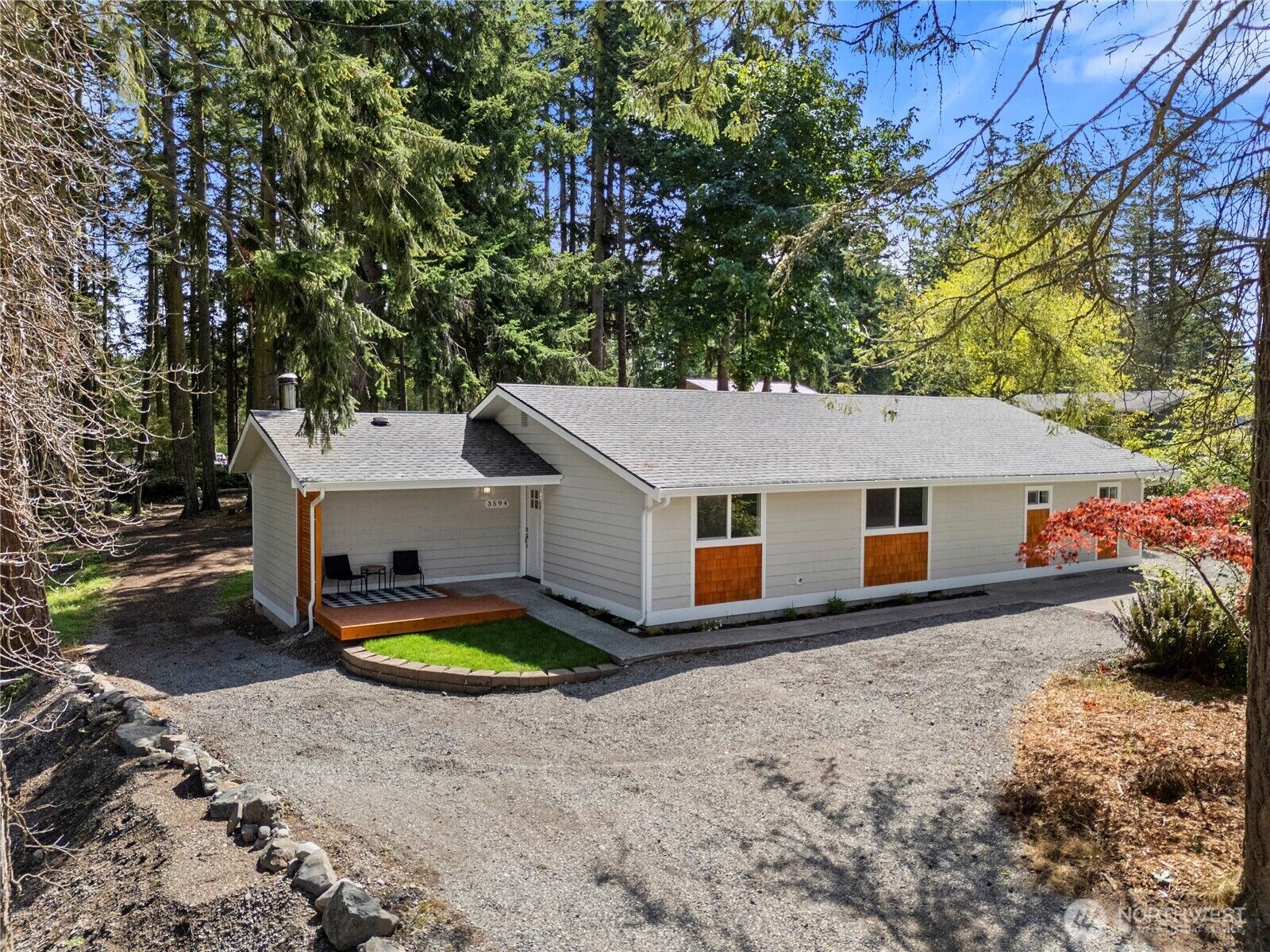 Property Photo: 3594 Appian Way WA 98277