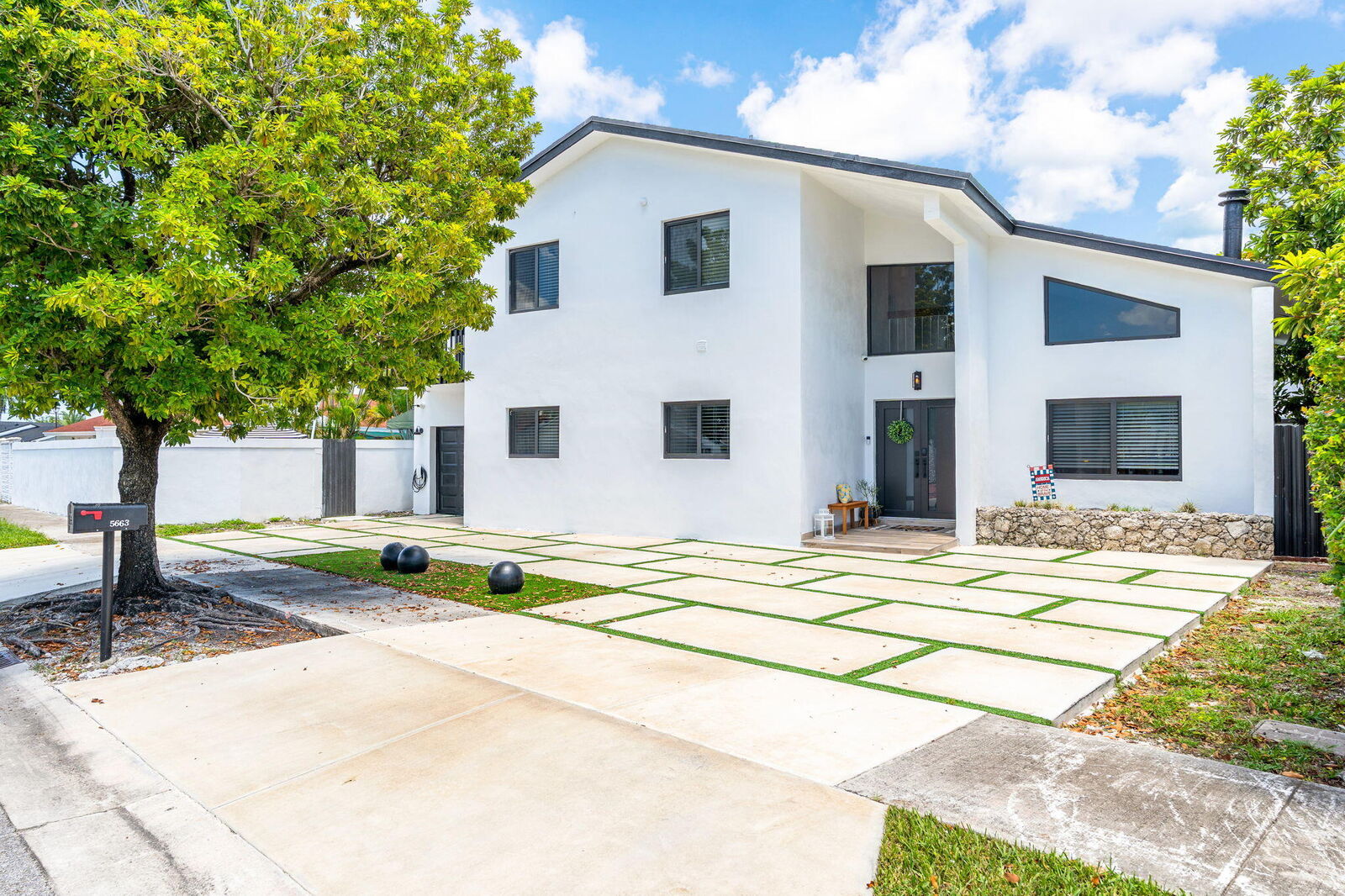 Property Photo: 5663 SW 130th Avenue FL 33183