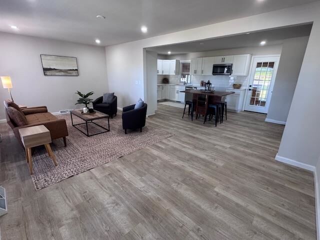 Property Photo: 5121 Union Pike IN 47374