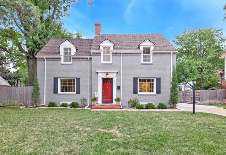 Property Photo: 121 N Crestway KS 67208