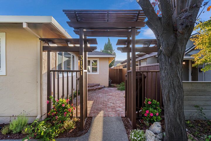 Property Photo: 3131 Woodcrest Drive CA 95118