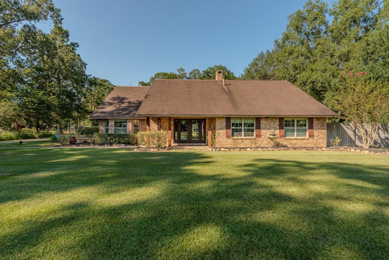 Property Photo: 13470 Thousand Oaks Drive TX 77713