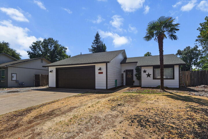1857 Cirrus Street  Redding CA 96002 photo