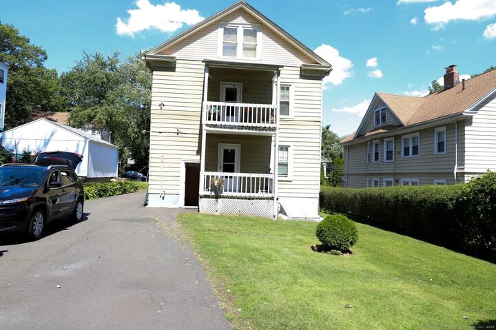Property Photo:  11 Pershing Street  CT 06112 