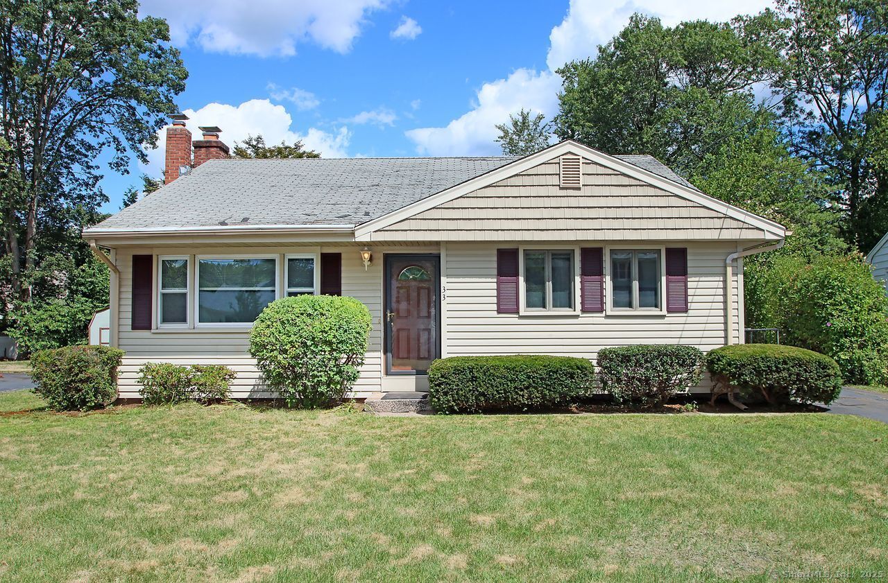 Property Photo:  33 Postman Highway  CT 06473 