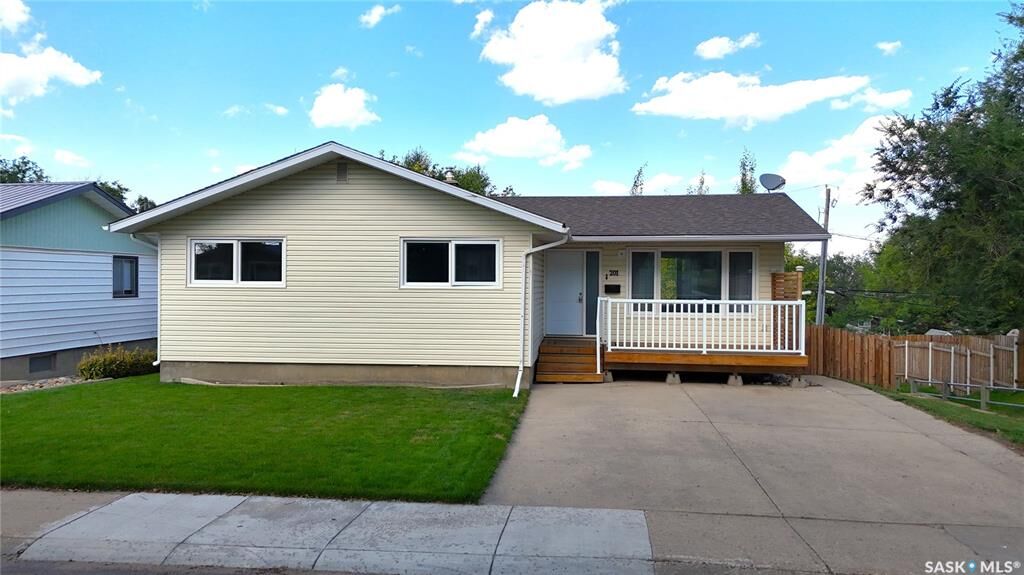Property Photo: 201 Conlin Drive SK S9H 3A9