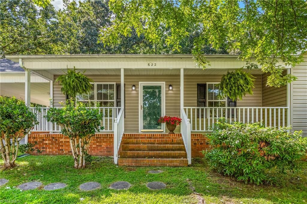 Property Photo: 622 Cable Street NC 27360