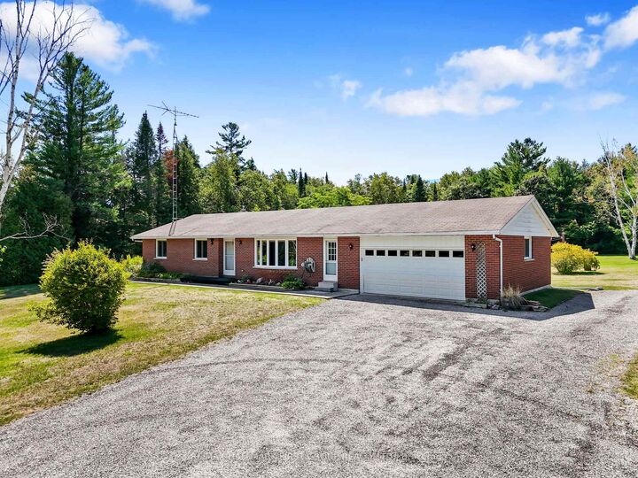 Property Photo:  150 Woodland Road  ON K0K 2X0 