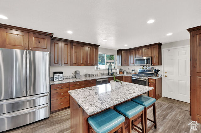 Property Photo: 693 E 2000 S UT 84010
