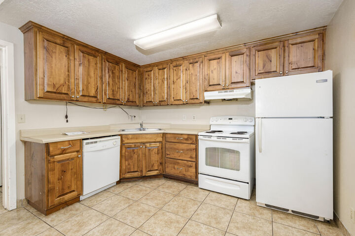 Property Photo: 600 N 2450 E St #1003 UT 84790