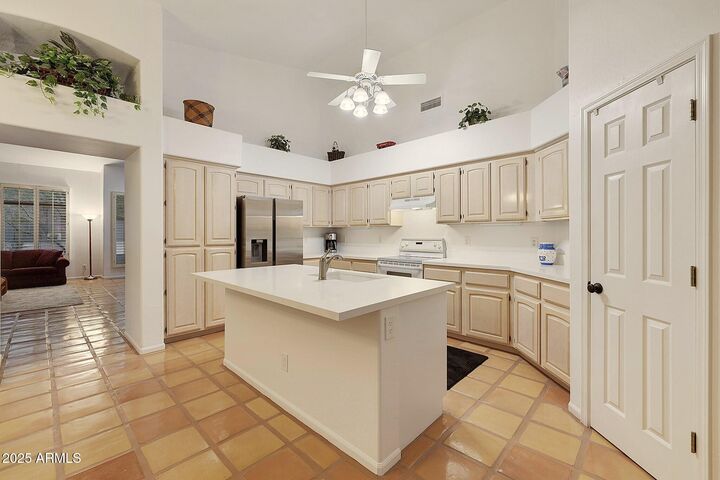 Property Photo: 6334 E Viewmont Drive 57 AZ 85215