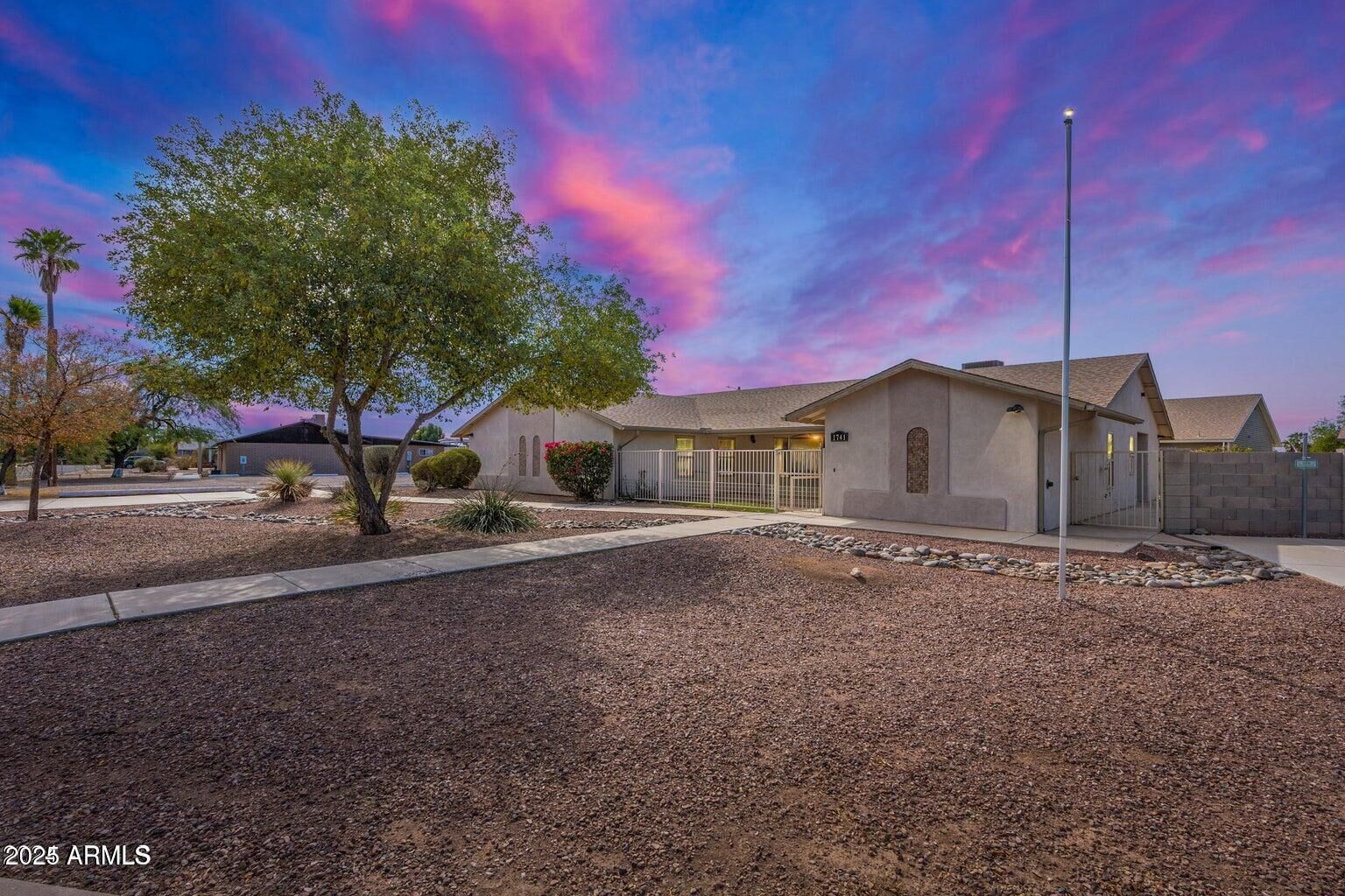 Property Photo: 1741 E Palm Parke Boulevard AZ 85122