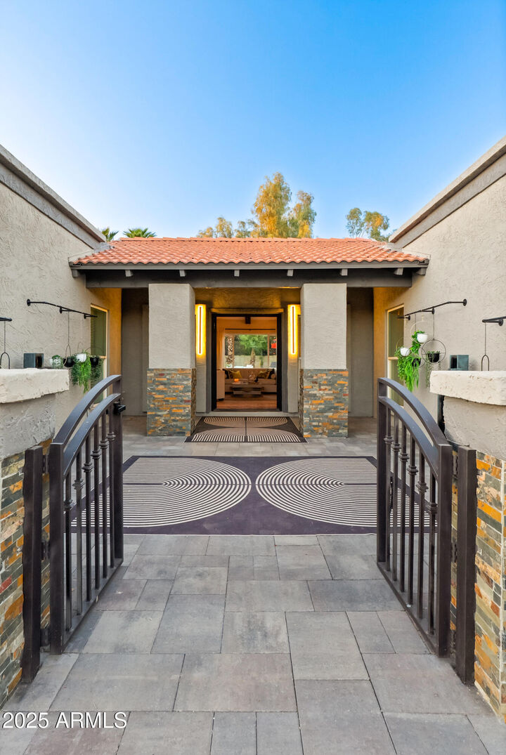 Property Photo: 6504 W Corrine Drive AZ 85304