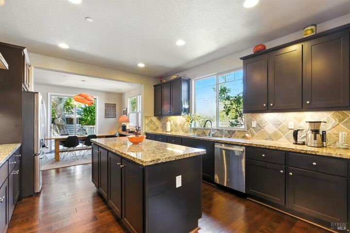 Property Photo:  830 Litchfield Avenue  CA 95472 