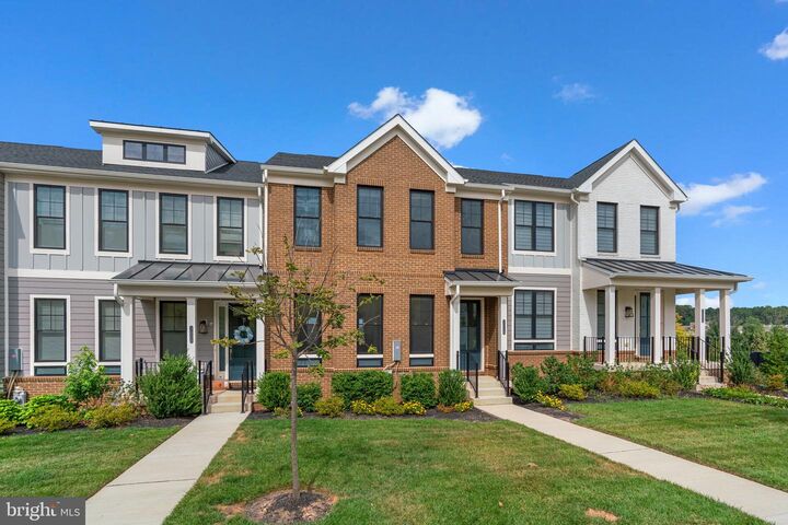 Property Photo: 3006 Mount Villa Parkway MD 21042