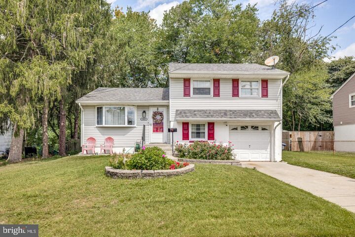 2043 S Winthrop Avenue  Clementon NJ 08021 photo