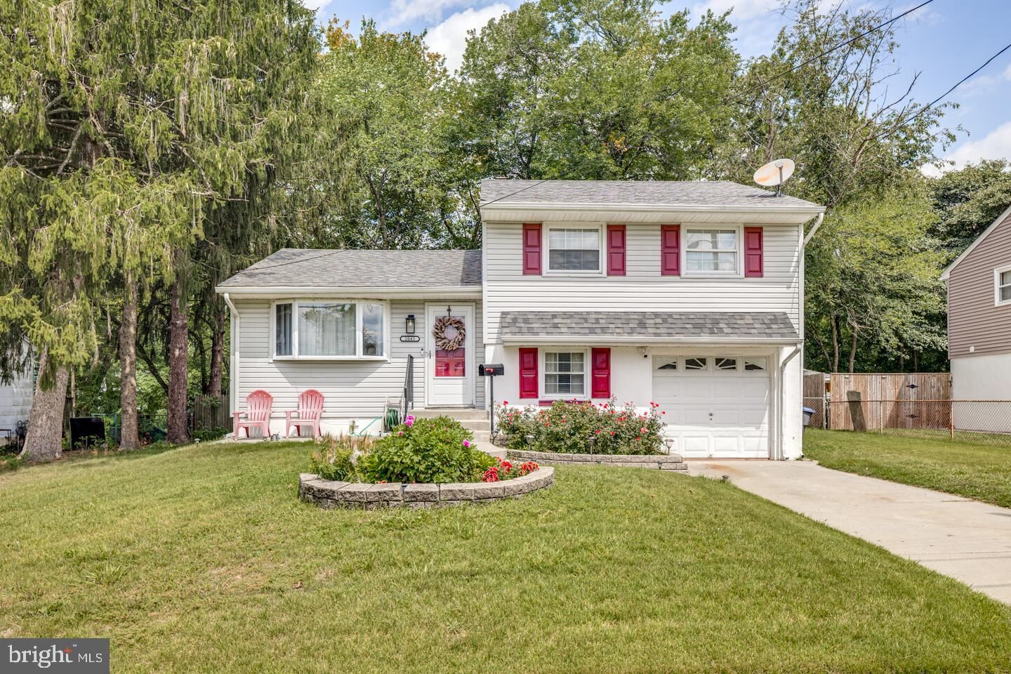 Property Photo: 2043 S Winthrop Avenue NJ 08021