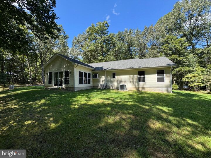 Property Photo: 7525 Nyland Road VA 22408