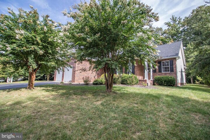 Property Photo: 23220 Brandon Court MD 20650
