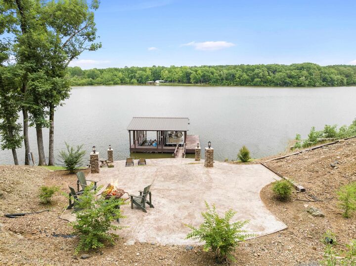Property Photo: 329 Woodview Lane AR 71913