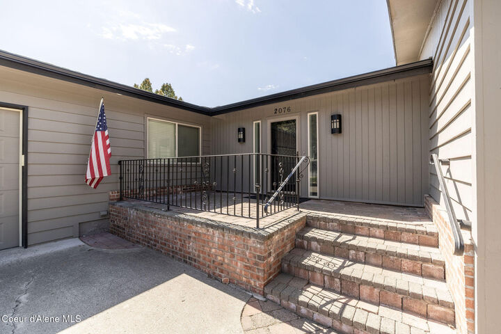 Property Photo: 2076 E Sundown Dr ID 83815