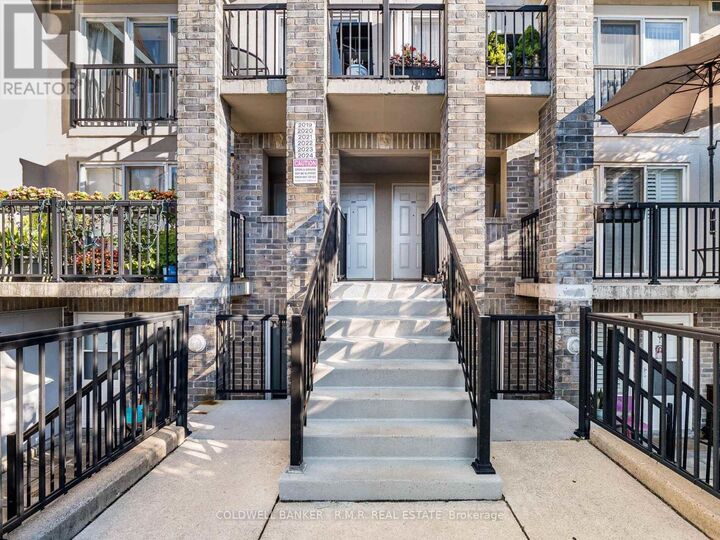 Photo de la propriété: 125 George Appleton Way 2020 ON M3M 0A2