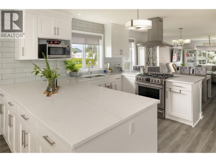 Property Photo: 764 Mayfair Court BC V1X 7H7